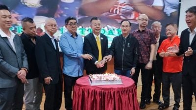 陈华盛：社团领袖注重穿著 裁缝业前景光明
