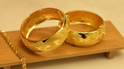 金价持稳 999每克480