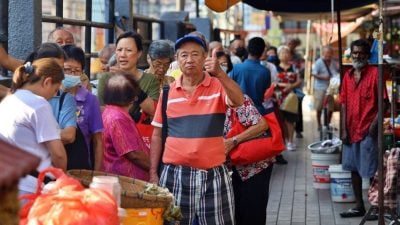 进入老龄国（六） | 先进村→外劳村→老人村 双溪威新村 50年现老态