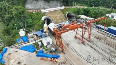 ECRL may extend another 32km to be connected to Thailand, says Loke