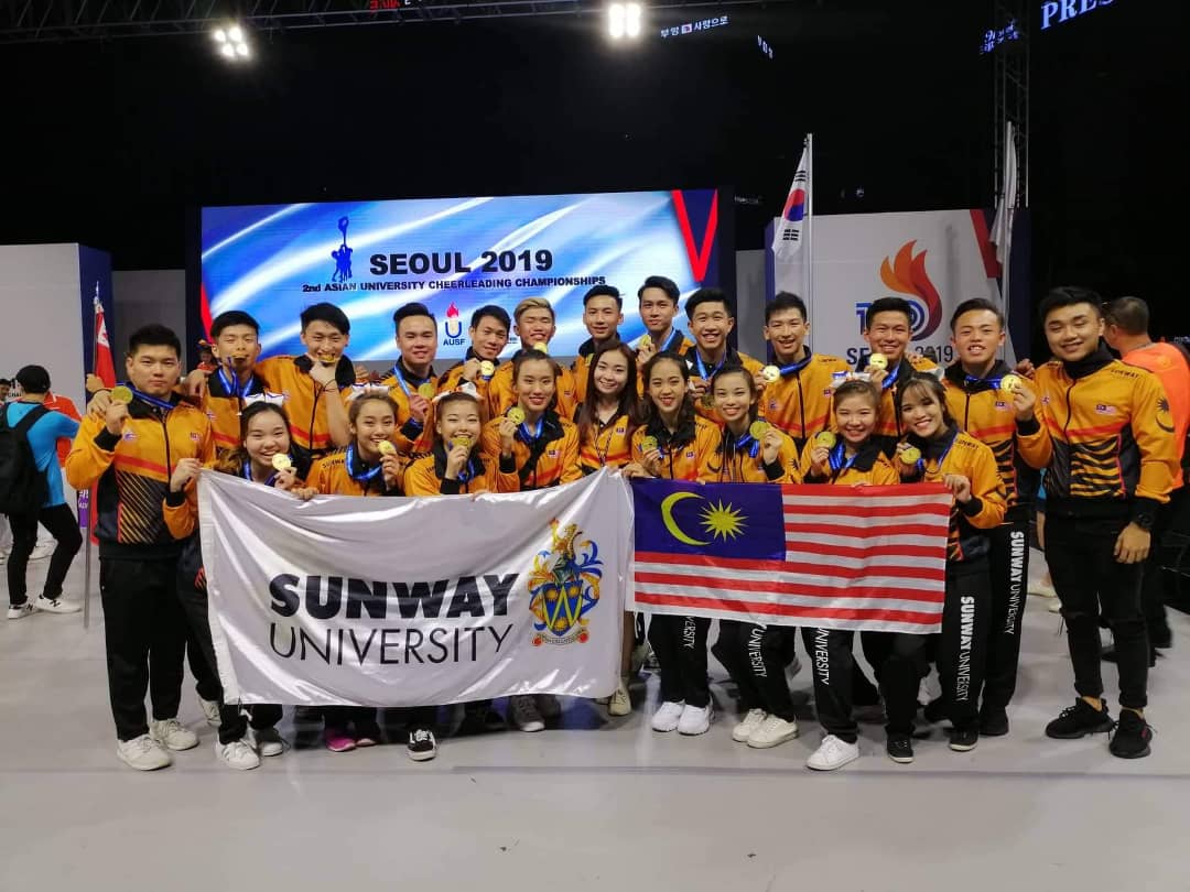 (30/7见报）大都会-特职世界/啦啦队教练