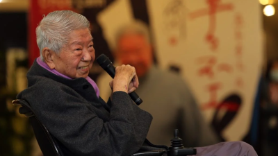 Food critic cum writer Chua Lam’s ashes in Singapore