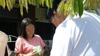 不忍看86岁华裔老伯饿死 巫裔妇助申请奶粉援助