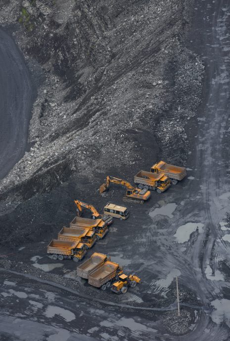 5G技术助力智能远程采矿