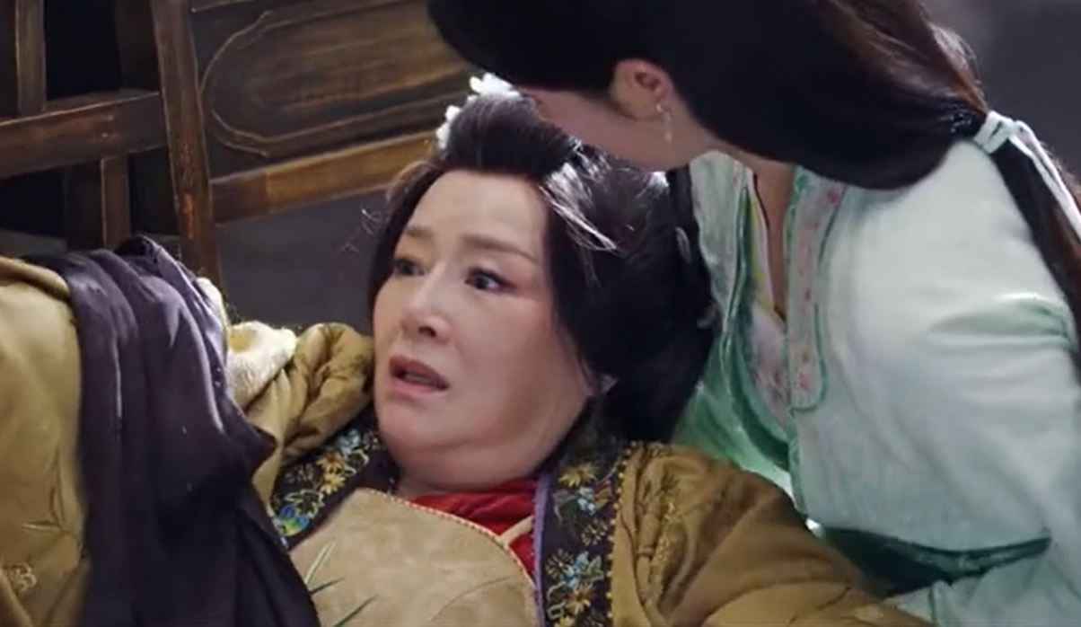 67岁恬妞脸颊圆润身形臃肿 演出《朝雪录》观众认不出是她