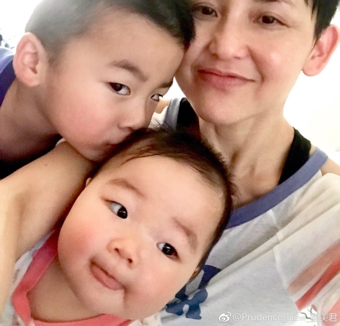 75岁导演黄泰来喉癌离世 曾与刘美君有10年婚姻