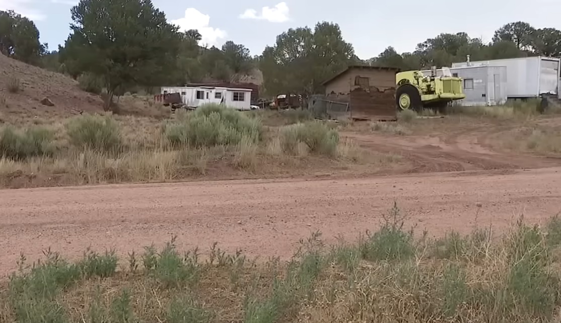 75岁老妇农场摔断腿 爬14小时终获救