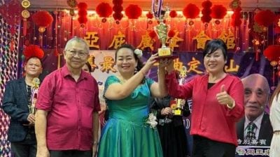 60选手中脱颖而出 陈娟娟称霸宿将歌赛