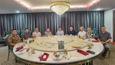 沙中商会与砂华社加强合作 共促东马经济发展