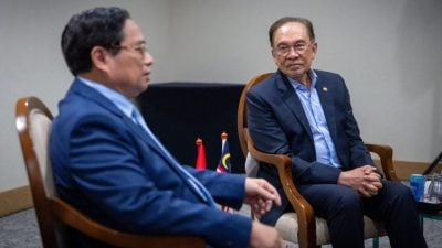金砖国家峰会| 安华：愿与越南加强合作  应对非法捕捞活动