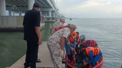 槟二桥坠海华男找到 尸体已交警方