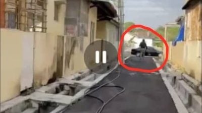 视频 | 3男住宅区偷窃电缆  警接投报开档调查