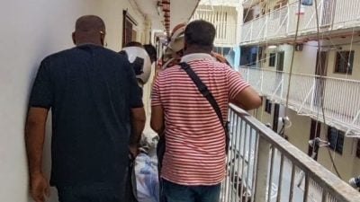 槟1天2独居者毙命家中 消拯员破门搬尸