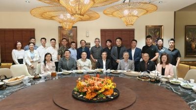 朱兴龙：深化战略合作 助沙企拓展中国市场