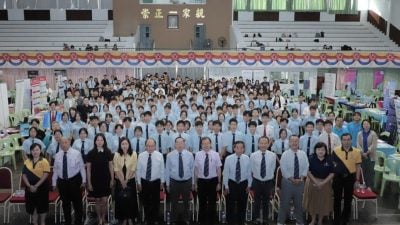 参与沙崇正高教展 65院校助学子解锁未来