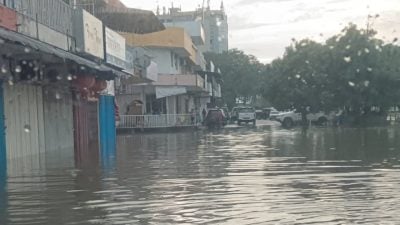 凌晨倾盆大雨 斗湖多区又淹水