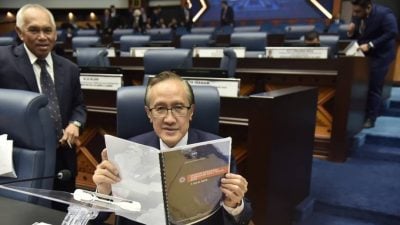 州会通过附加供应法案 追加11.8亿解决水供道路问题