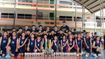 斗湖学联篮赛 育进蝉联双冠