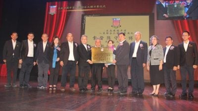 沈嘉祥：大楼落成 建国迈向自力更生