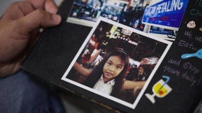 悲父诉: 19岁女吸‘丧尸烟弹’ 90分钟后坠楼亡