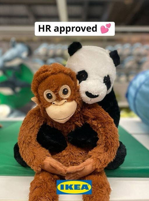 Coldplay演唱会捉包出轨余温不断 商家蹭热度制梗图