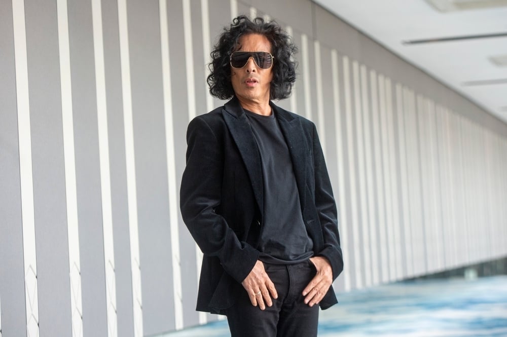 “言语攻击”男歌手身分曝光 茜拉还艾威艾拉清白