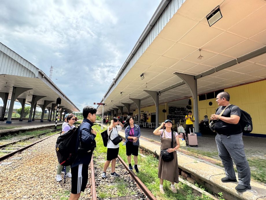 《半岛心旅行》:东海岸“丛林火车”