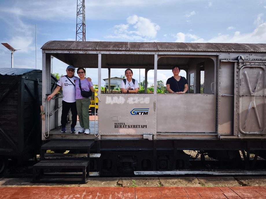 《半岛心旅行》:东海岸“丛林火车”