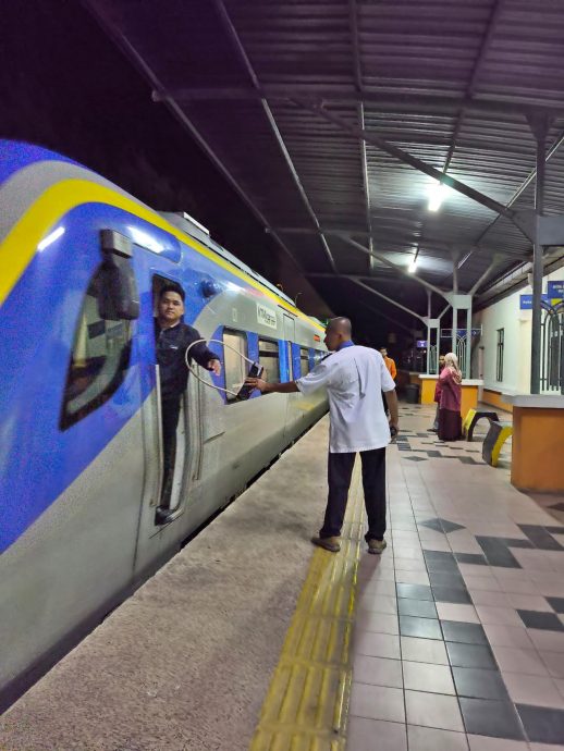 《半岛心旅行》:东海岸“丛林火车”