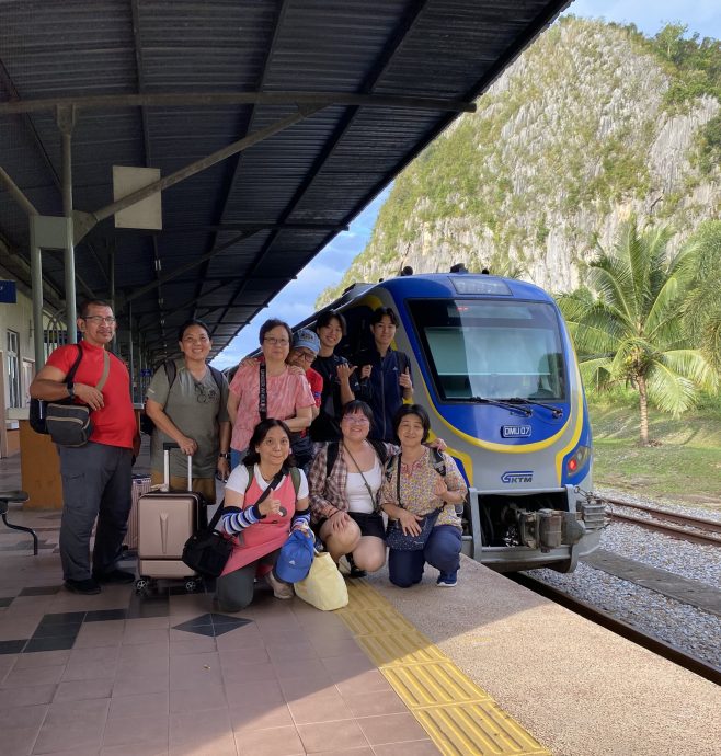 《半岛心旅行》:东海岸“丛林火车”