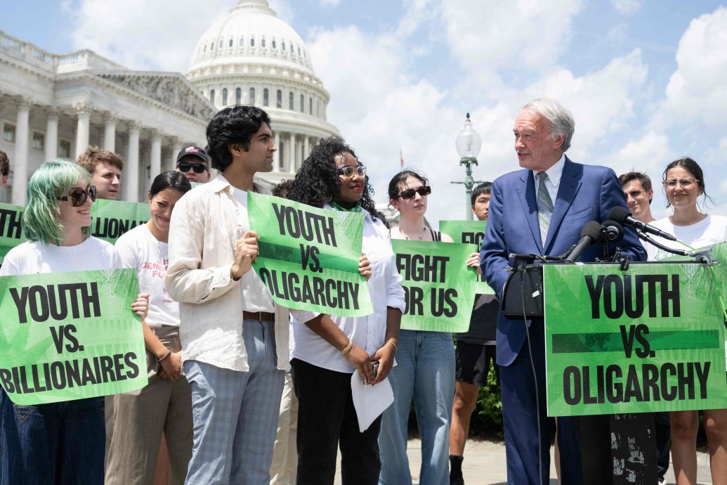 《大而美法案》或增逾26兆债务 千万美国人恐失医保