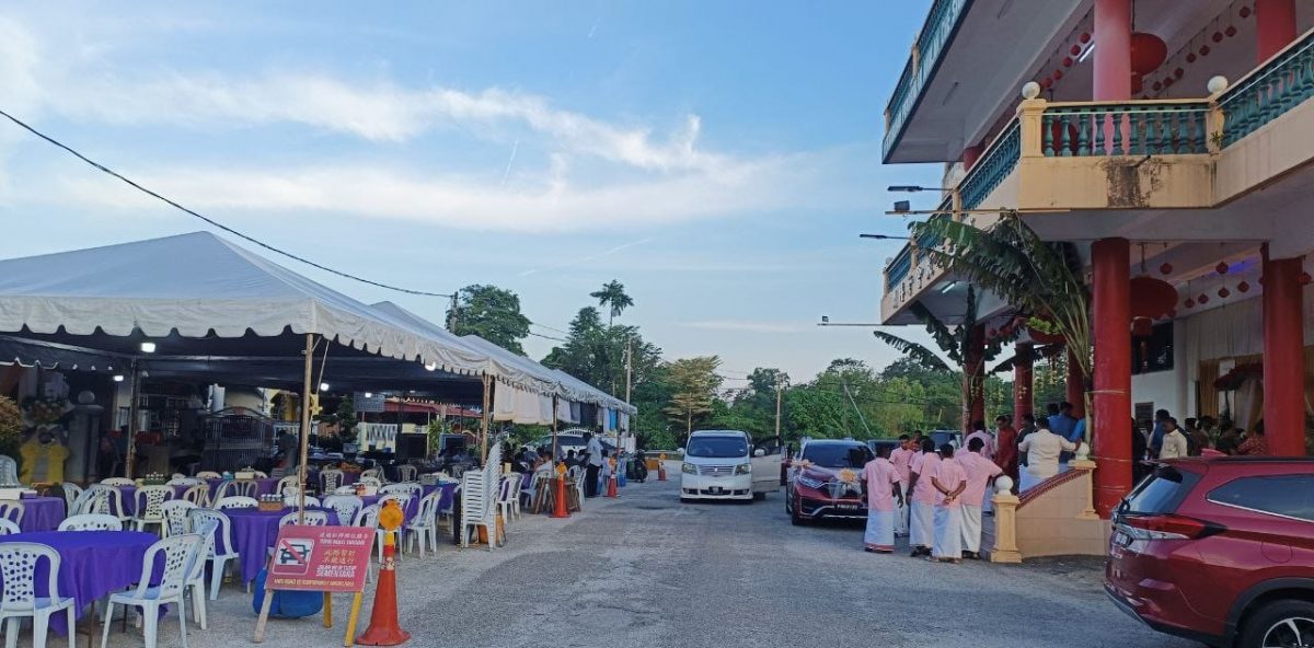 《我们》华印裔红白事面对面举行，双方谅解尊重互不避忌