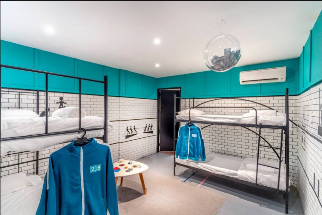 《鱿鱼游戏》爆火 Airbnb屋主乘势推主题房吸睛