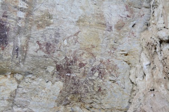 【别有洞天/02】探洞寻画,在消失前留下岩画完整记录