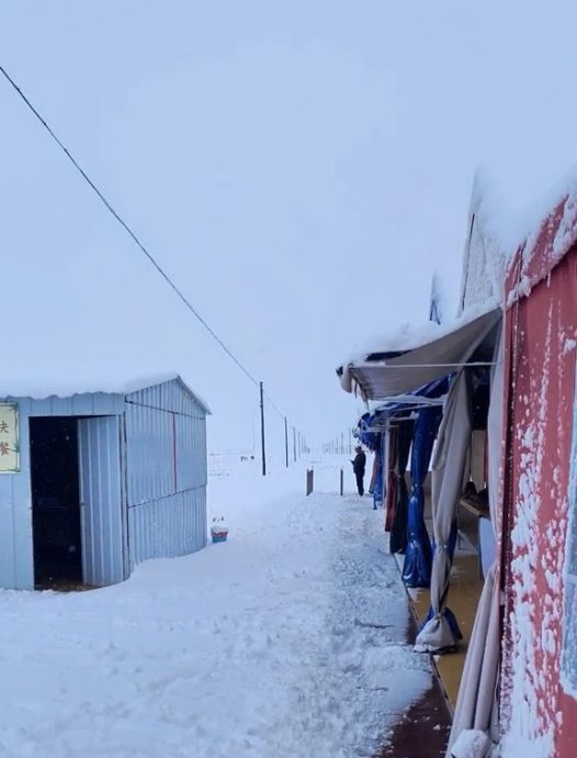 七月飞霜 青海罕见夏天下雪