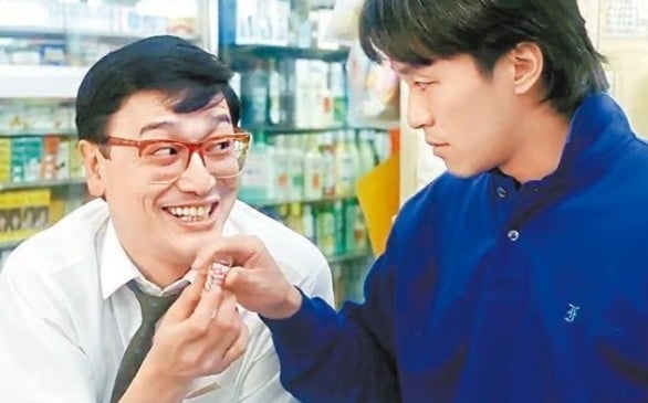 三级片天王突半身麻痹入院 卧床盼朋友探望