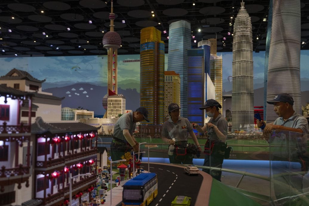 上海乐高乐园开幕 门票售罄 七八月间园内餐饮半价优惠