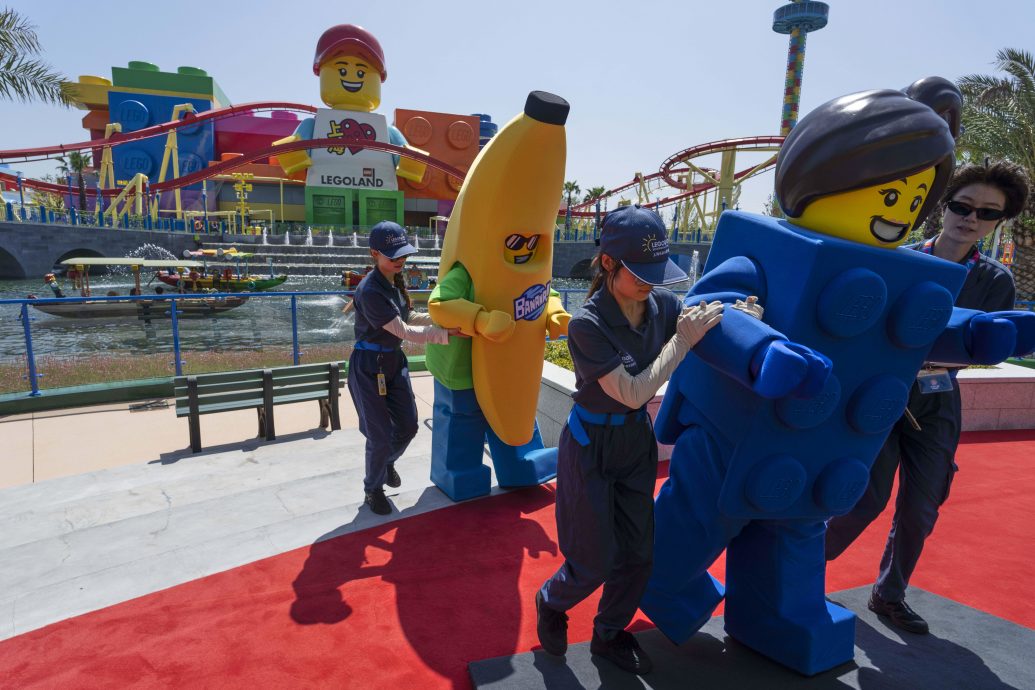 上海乐高乐园开幕 门票售罄 七八月间园内餐饮半价优惠