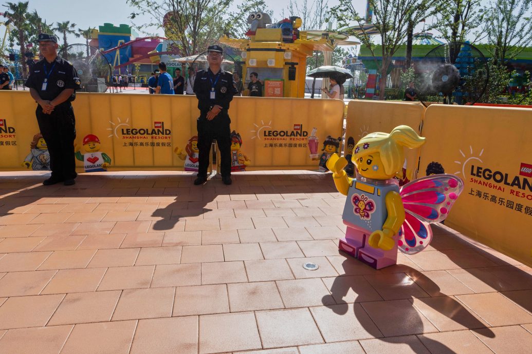 上海乐高乐园开幕 门票售罄 七八月间园内餐饮半价优惠