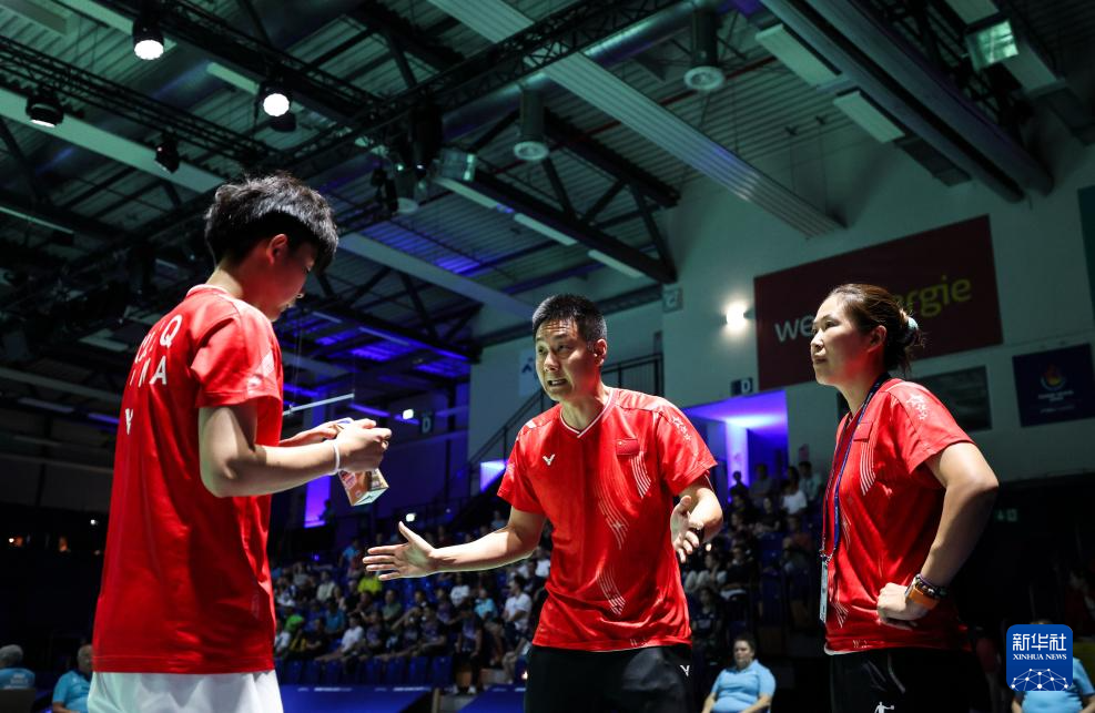 世大运|摆脱前6届5度“银恨”尴尬 中国首夺羽球混团赛金牌