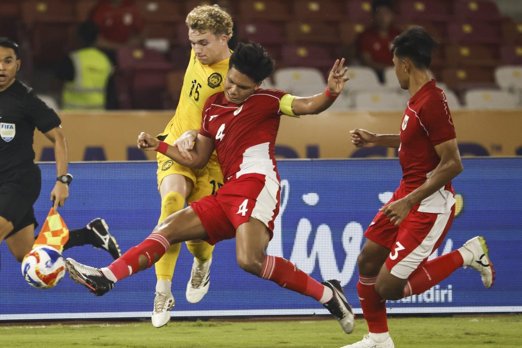 东南亚U23足球赛  背水一战闷和印尼  大马幼虎无缘4强