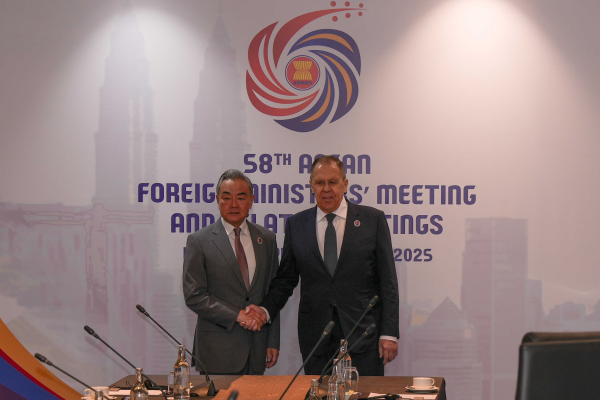 东盟外长会议∕王毅晤俄外长