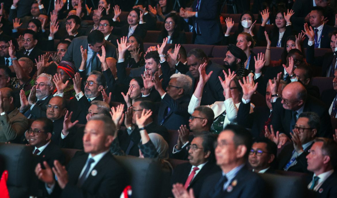 东盟外长会议,拉茶带起了轻松气氛