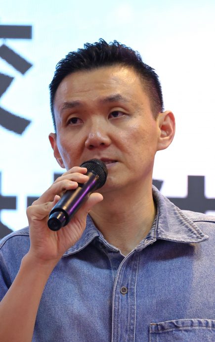 东:已签发:培才华小晚宴,家协主席饶天林认为转为上午班制,效果会更好