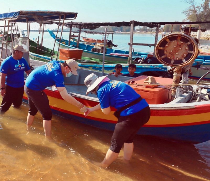 东:已签发:塑料污染威胁东海岸生态 雀巢携手社区守护海洋
