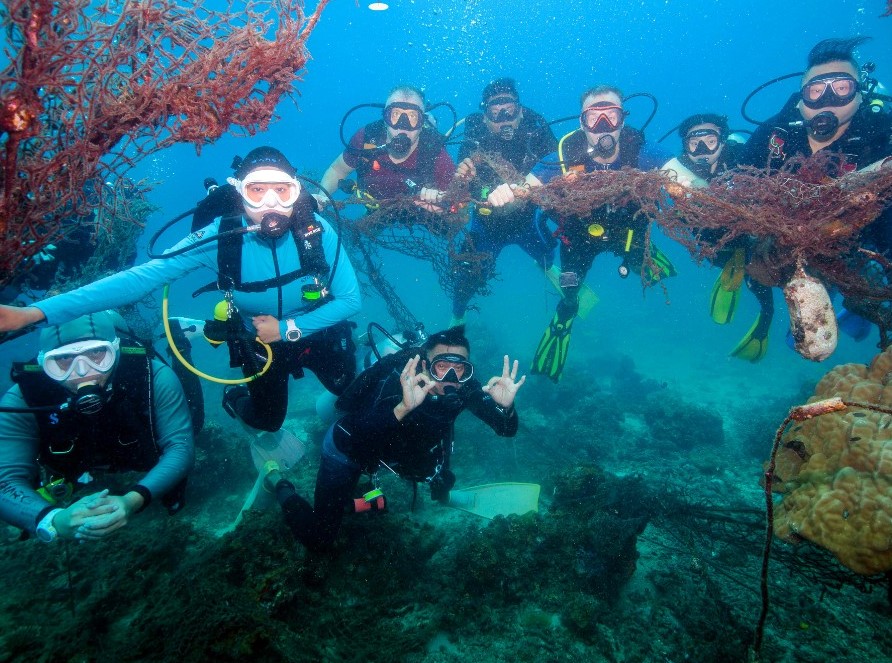 东:已签发:塑料污染威胁东海岸生态 雀巢携手社区守护海洋