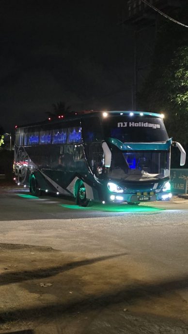 东:已签发:彭州伊青团长苏发德里披露,彭州有超过2500人,前往吉隆坡参加“倒安华大集会”。