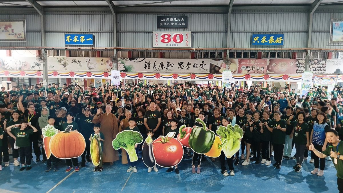 东:(已签发)佛光复蔬公益路跑推动蔬食 减缓地球暖化 民众热烈响应