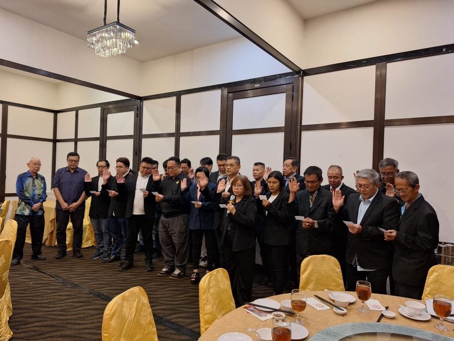 东:(已签发)关丹惠潮嘉义山理事会新届理事宣誓就职 推动新义山开发为重点任务