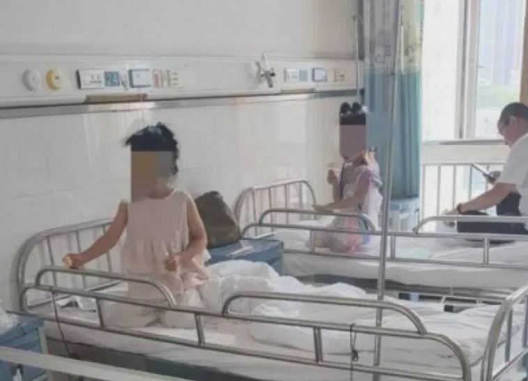 中国幼儿园童集体铅中毒─食品掺彩绘颜料 园长等8人被拘